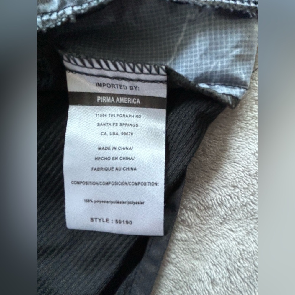Pirma Black and White Marble Print Running Vest - Picture 5 of 6